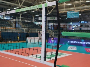 Volejbalová turnajová síť 4 mm PP – DVV 1, 6bodové zavěšení (černá)