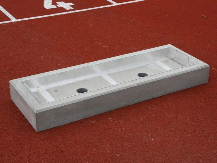 Základový rám pro odrazové břevno 122 × 34 × 10 cm 